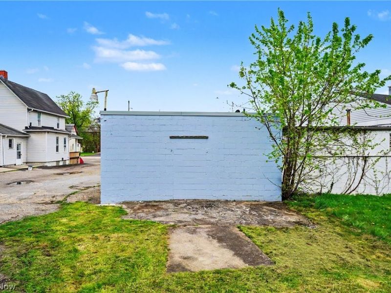 910 Erie Street S, Massillon, OH 44646 Photo 15