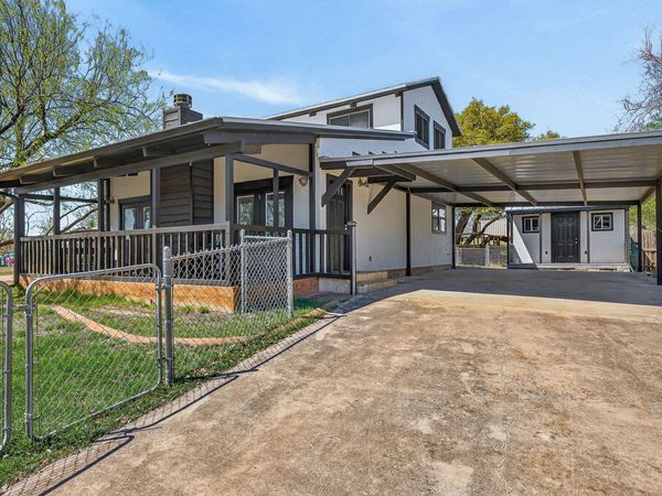 758 Sandy Mountain DR, Sunrise Beach, TX 78643