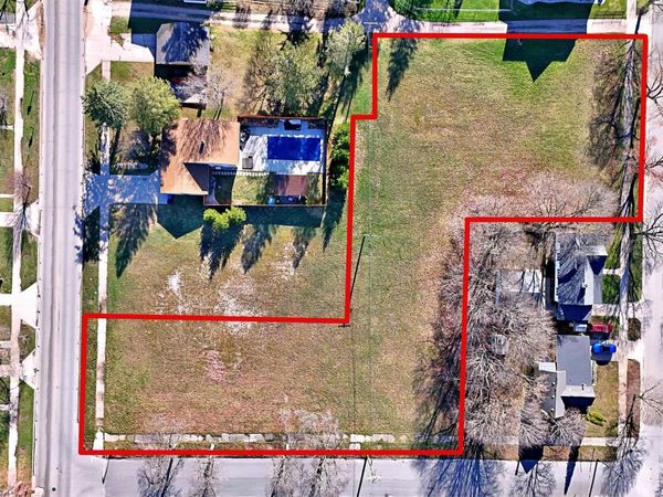 Chapin Street, Cadillac, MI 49601