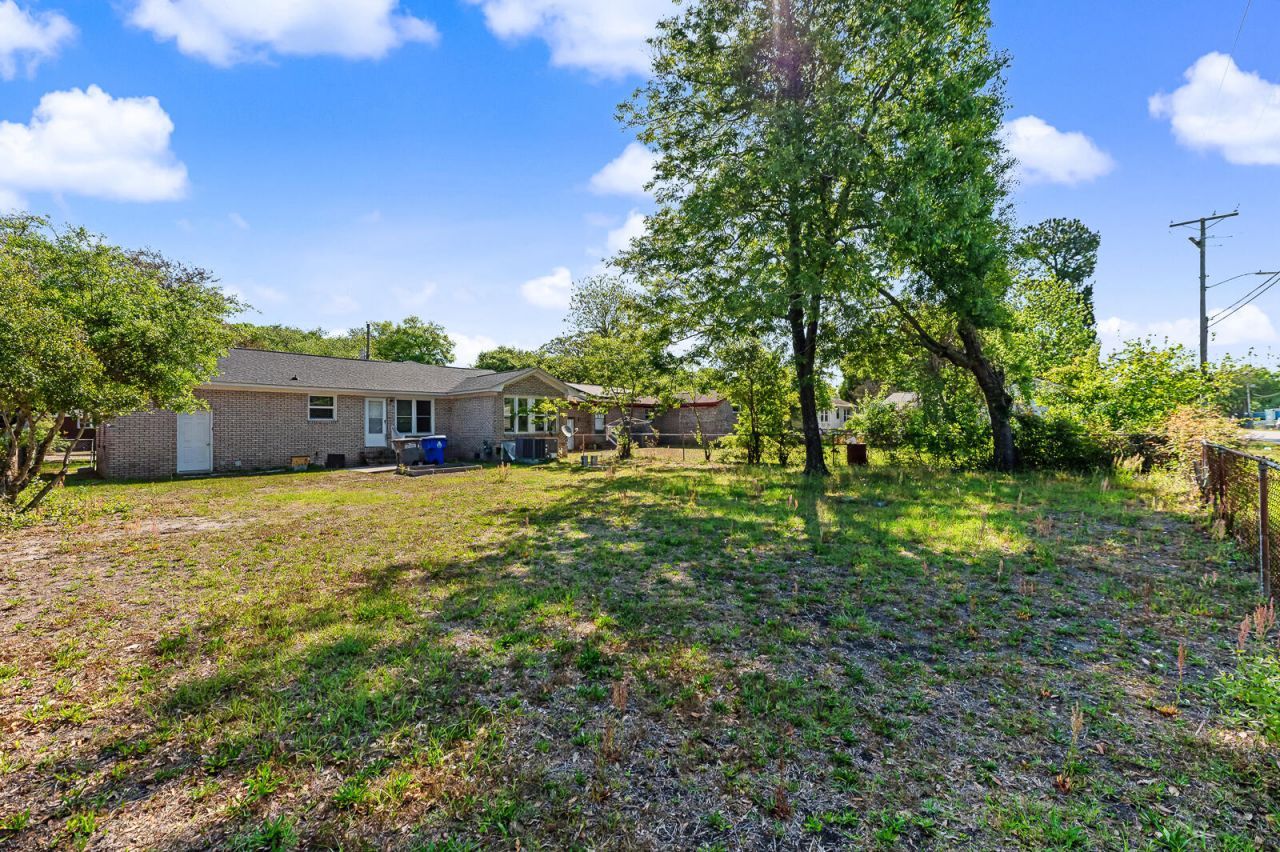 3881 Walnut Street Photo 15