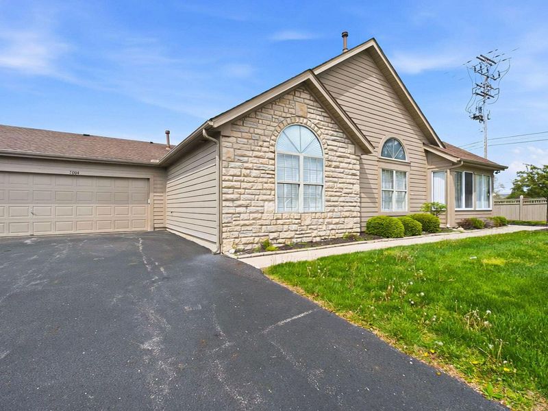 7004 Gardeners Path Way, Reynoldsburg, OH 43068 Photo 3