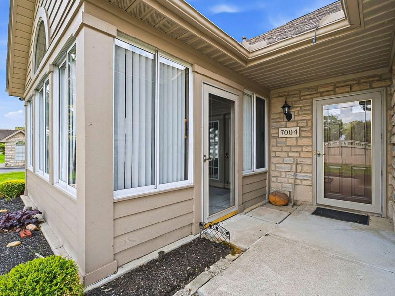 7004 Gardeners Path Way, Reynoldsburg, OH 43068 Photo 4