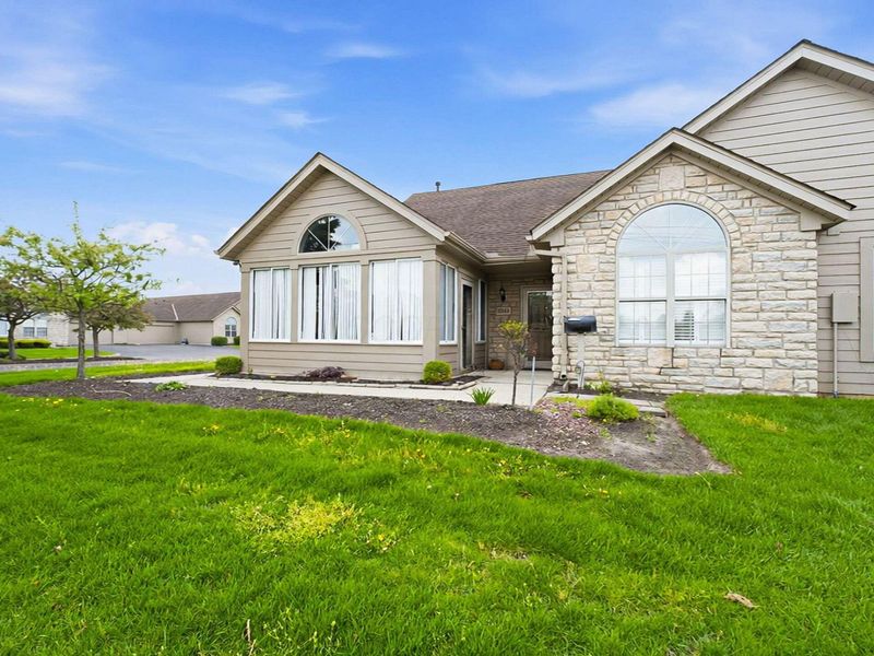 7004 Gardeners Path Way, Reynoldsburg, OH 43068 Photo 5