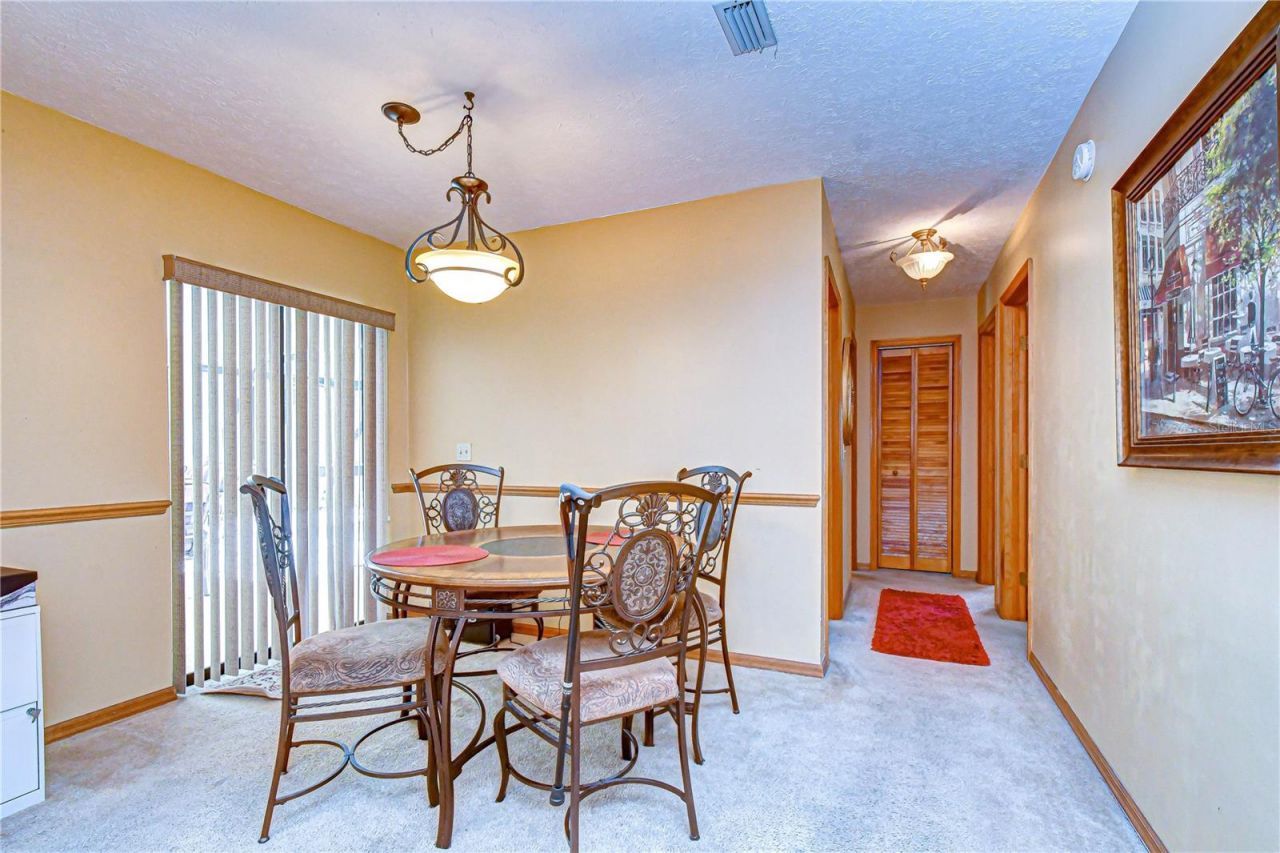 3522 Springville Drive , Valrico, FL 33596 Photo