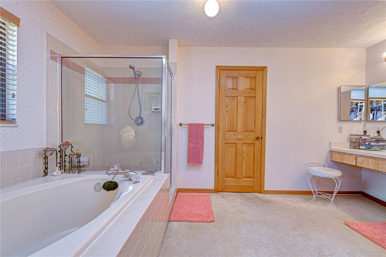 3522 Springville Drive , Valrico, FL 33596 Photo