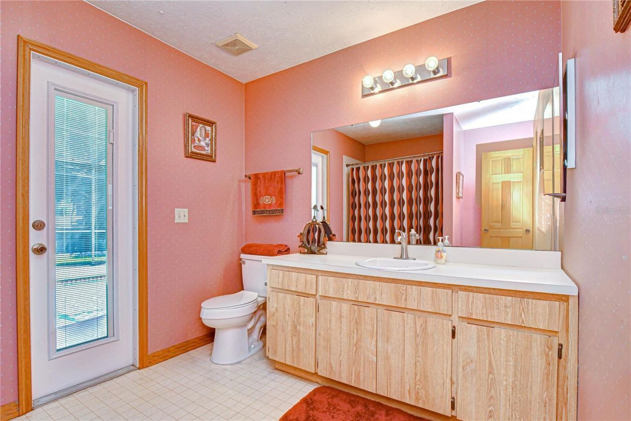 3522 Springville Drive , Valrico, FL 33596 Photo