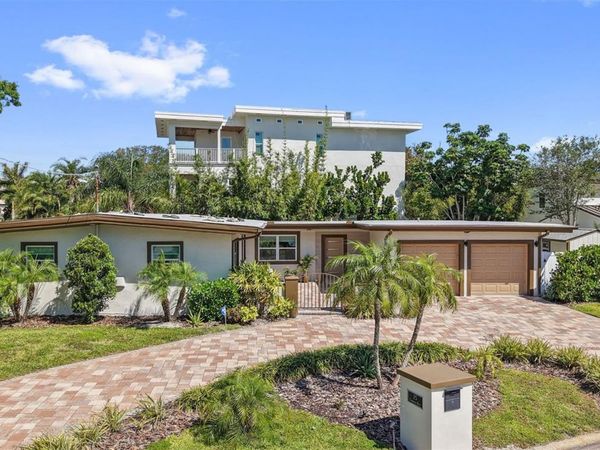 25 SANDPIPER ROAD, TAMPA, FL 33609