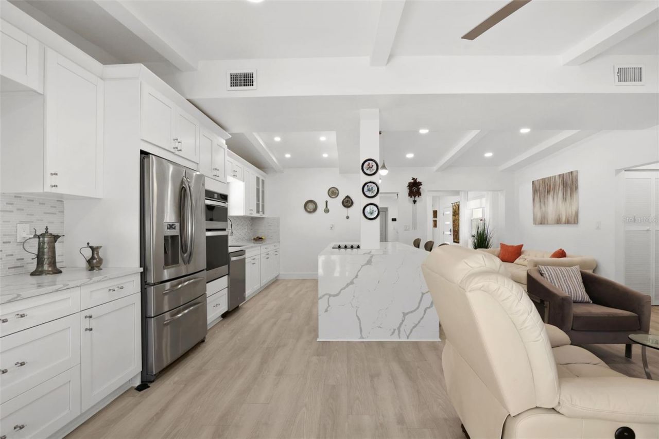 25 Sandpiper Road, Tampa, FL 33609 Photo