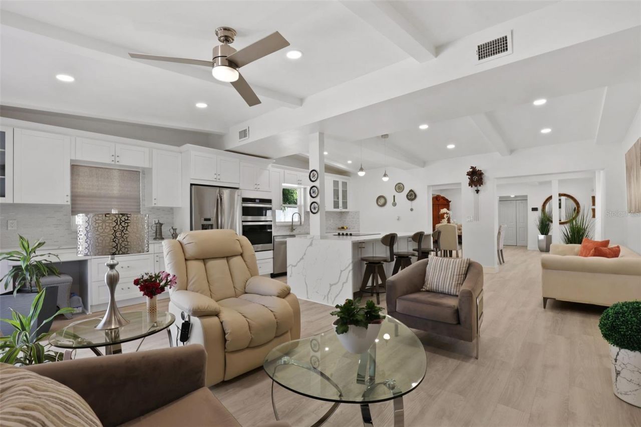 25 Sandpiper Road, Tampa, FL 33609 Photo