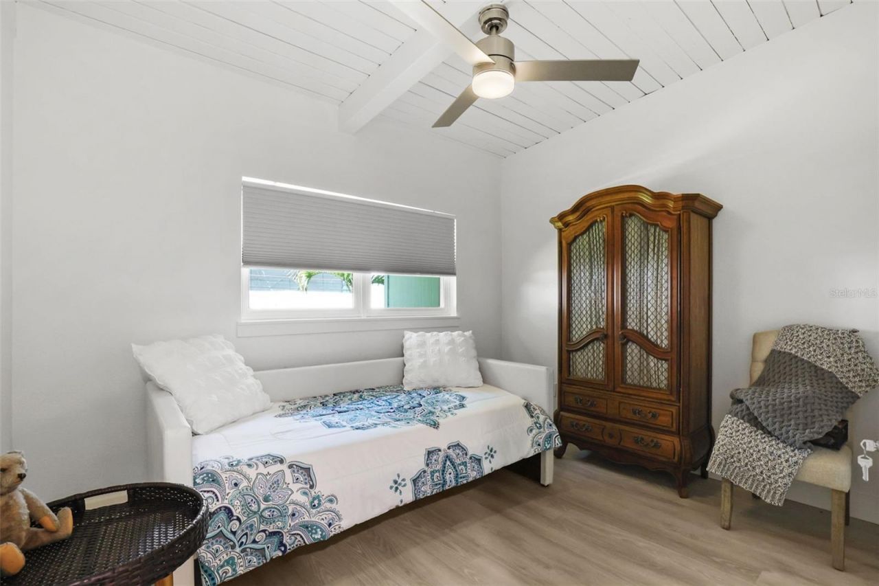 25 Sandpiper Road, Tampa, FL 33609 Photo
