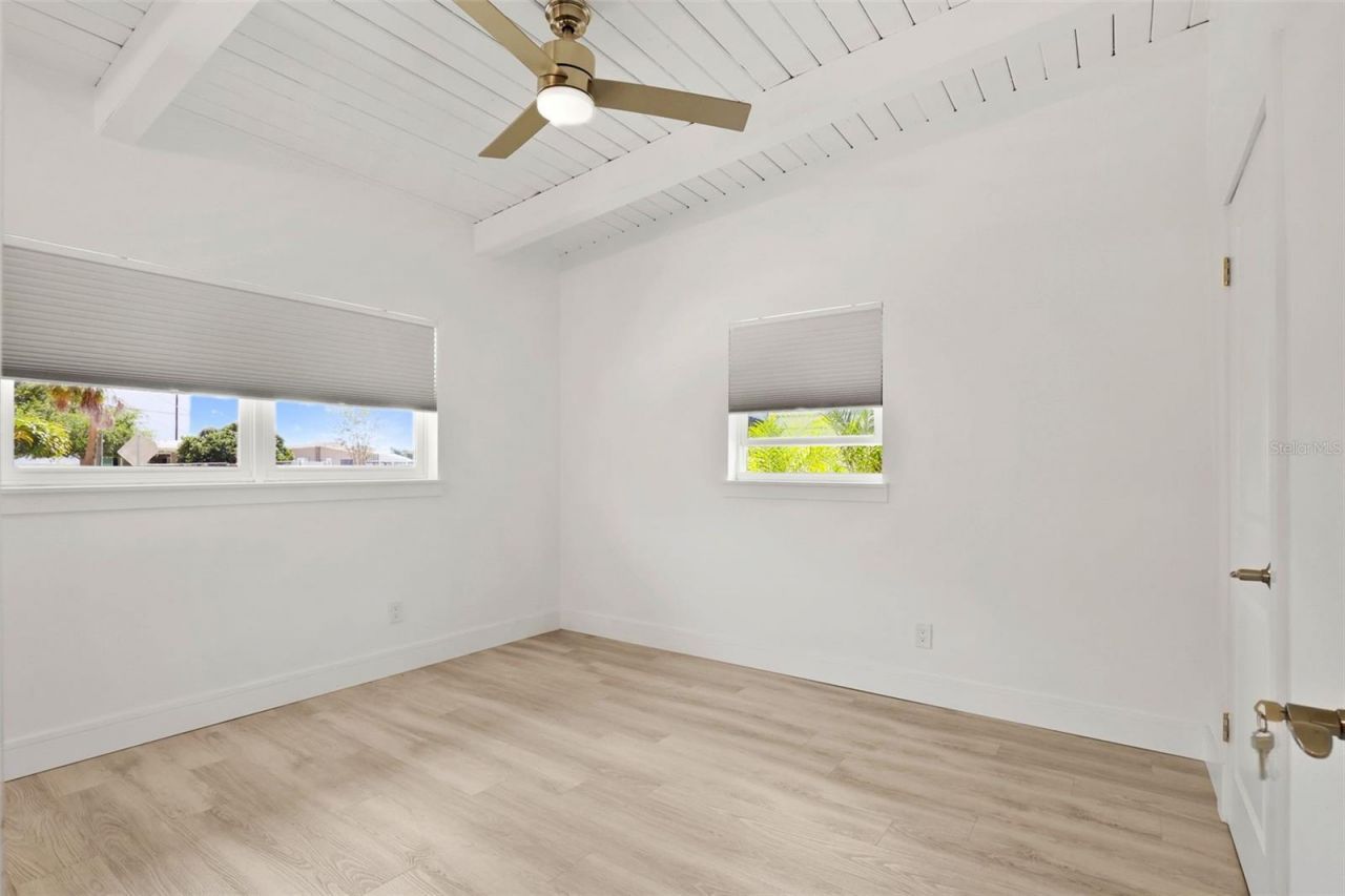 25 Sandpiper Road, Tampa, FL 33609 Photo