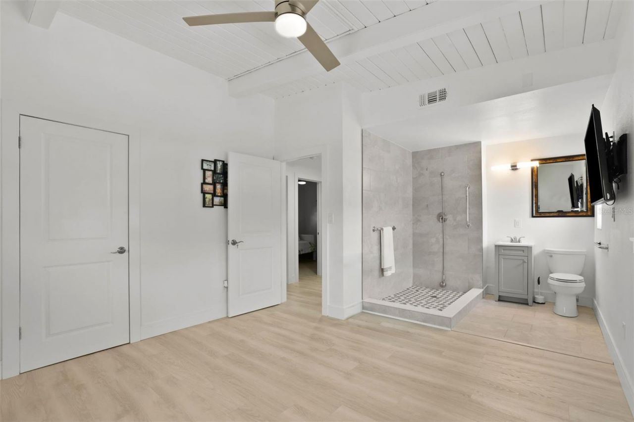 25 Sandpiper Road, Tampa, FL 33609 Photo