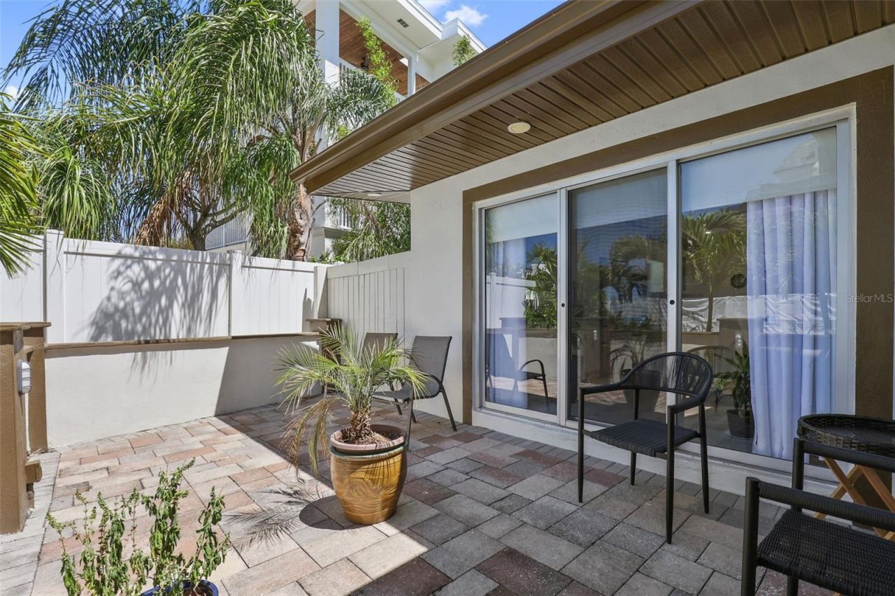25 Sandpiper Road, Tampa, FL 33609 Photo