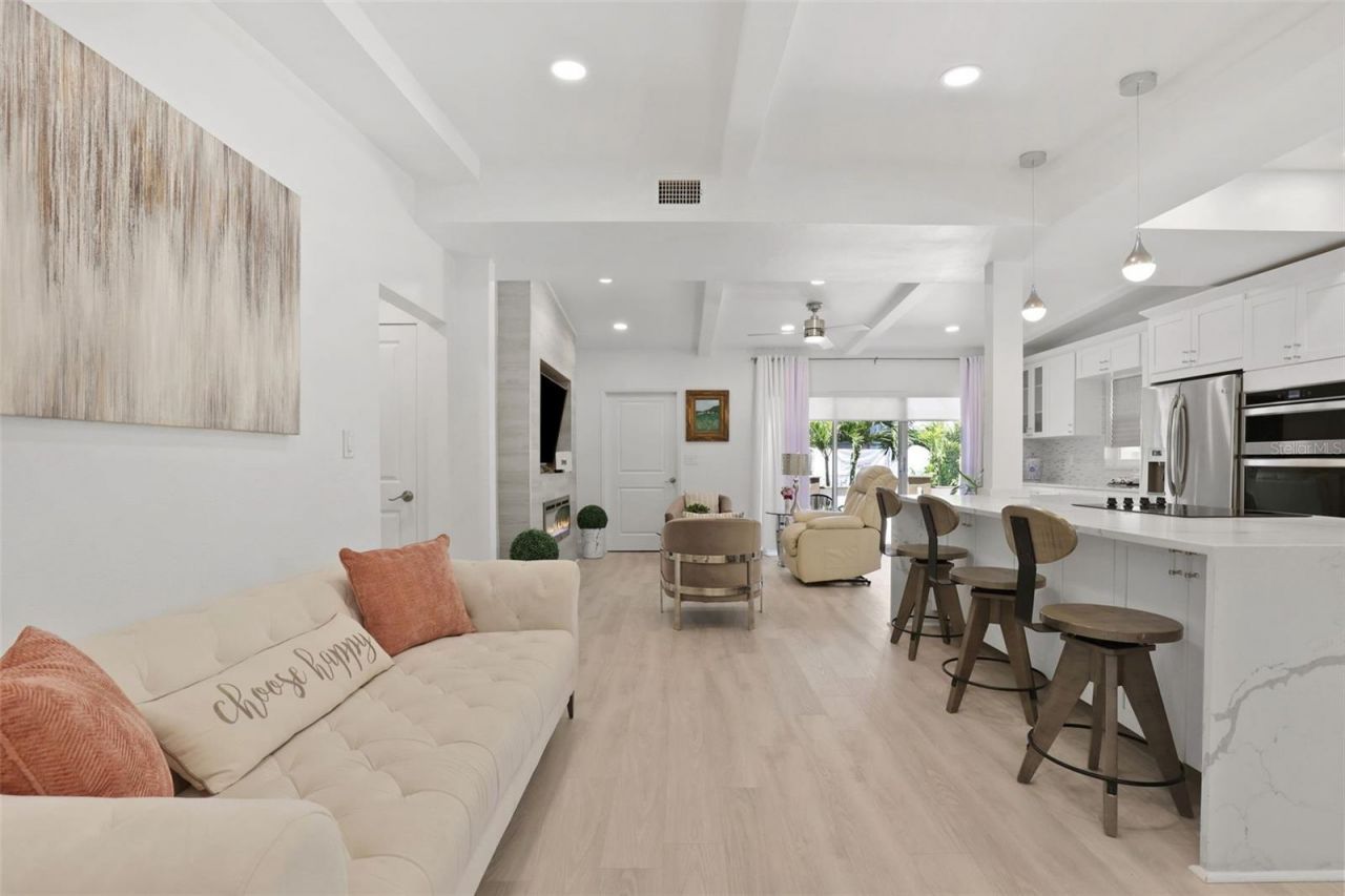 25 Sandpiper Road, Tampa, FL 33609 Photo