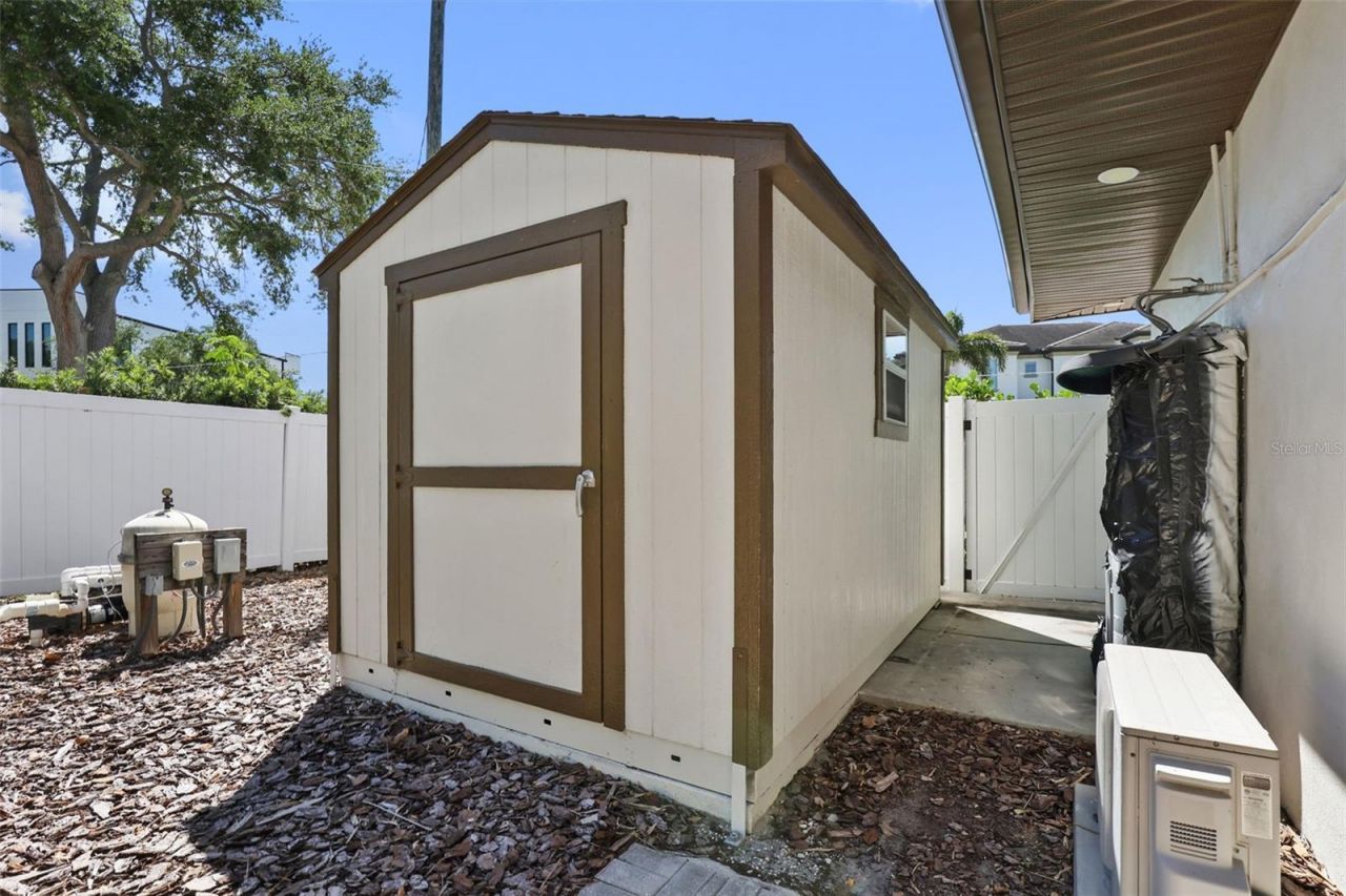25 Sandpiper Road, Tampa, FL 33609 Photo