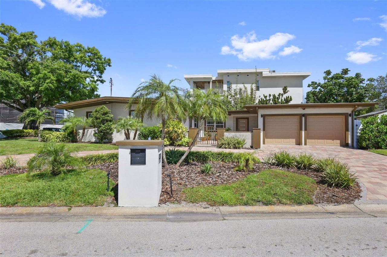 25 Sandpiper Road, Tampa, FL 33609 Photo