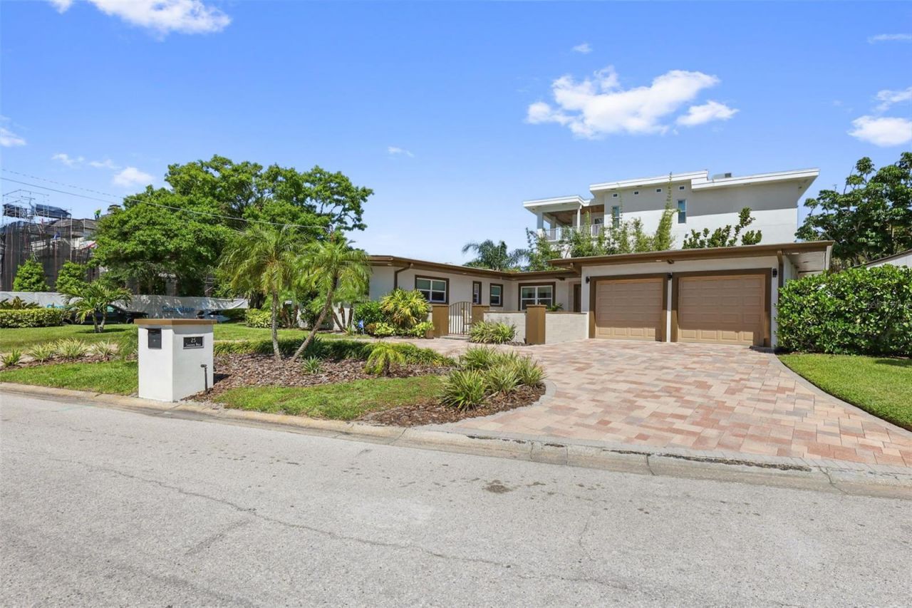25 Sandpiper Road, Tampa, FL 33609 Photo