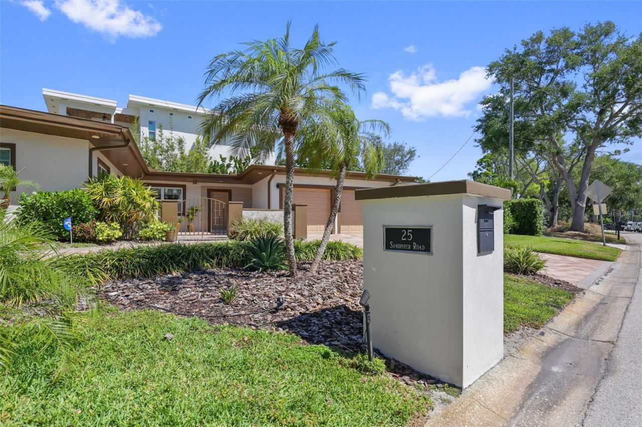 25 Sandpiper Road, Tampa, FL 33609 Photo