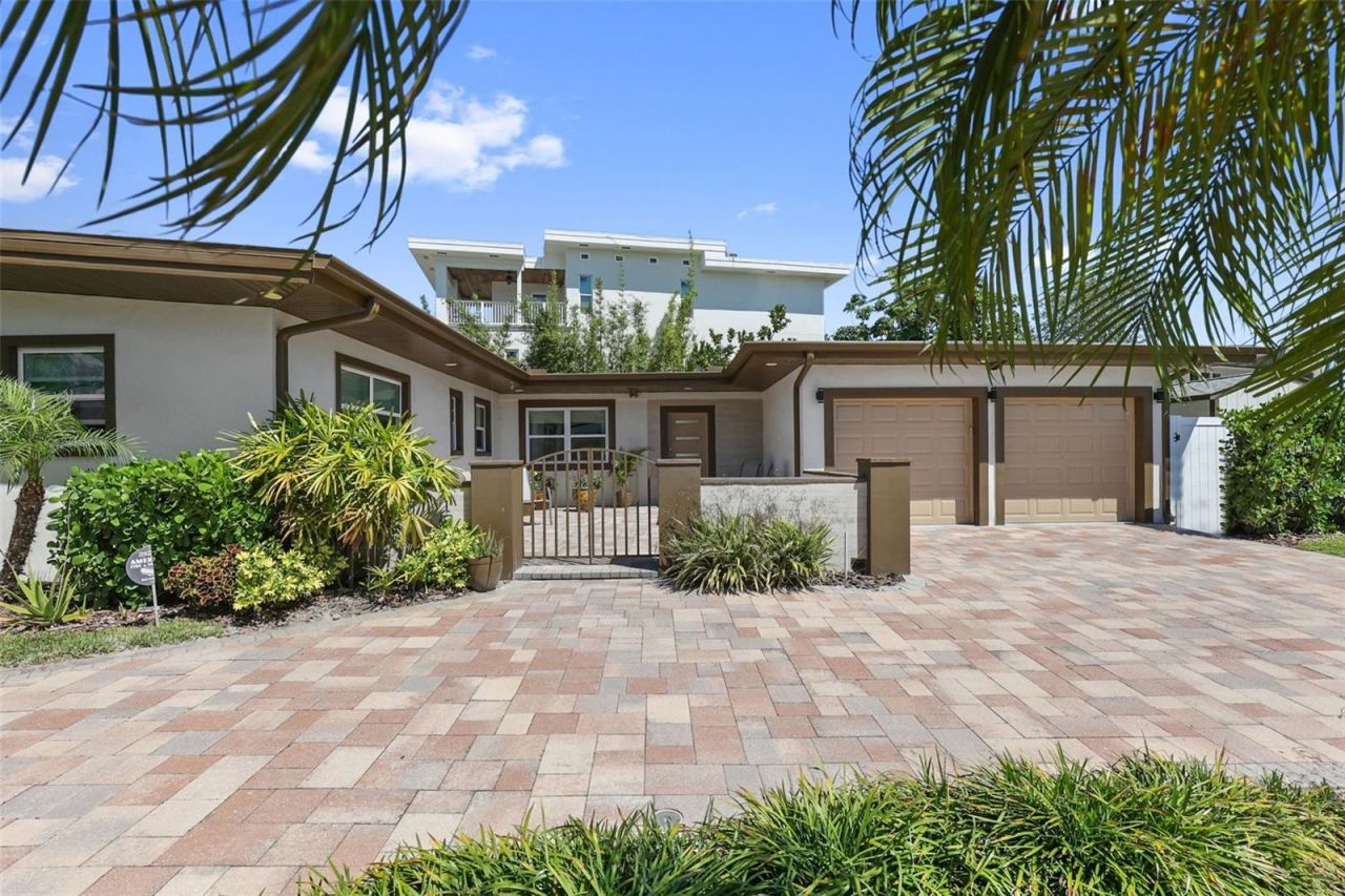 25 Sandpiper Road, Tampa, FL 33609 Photo