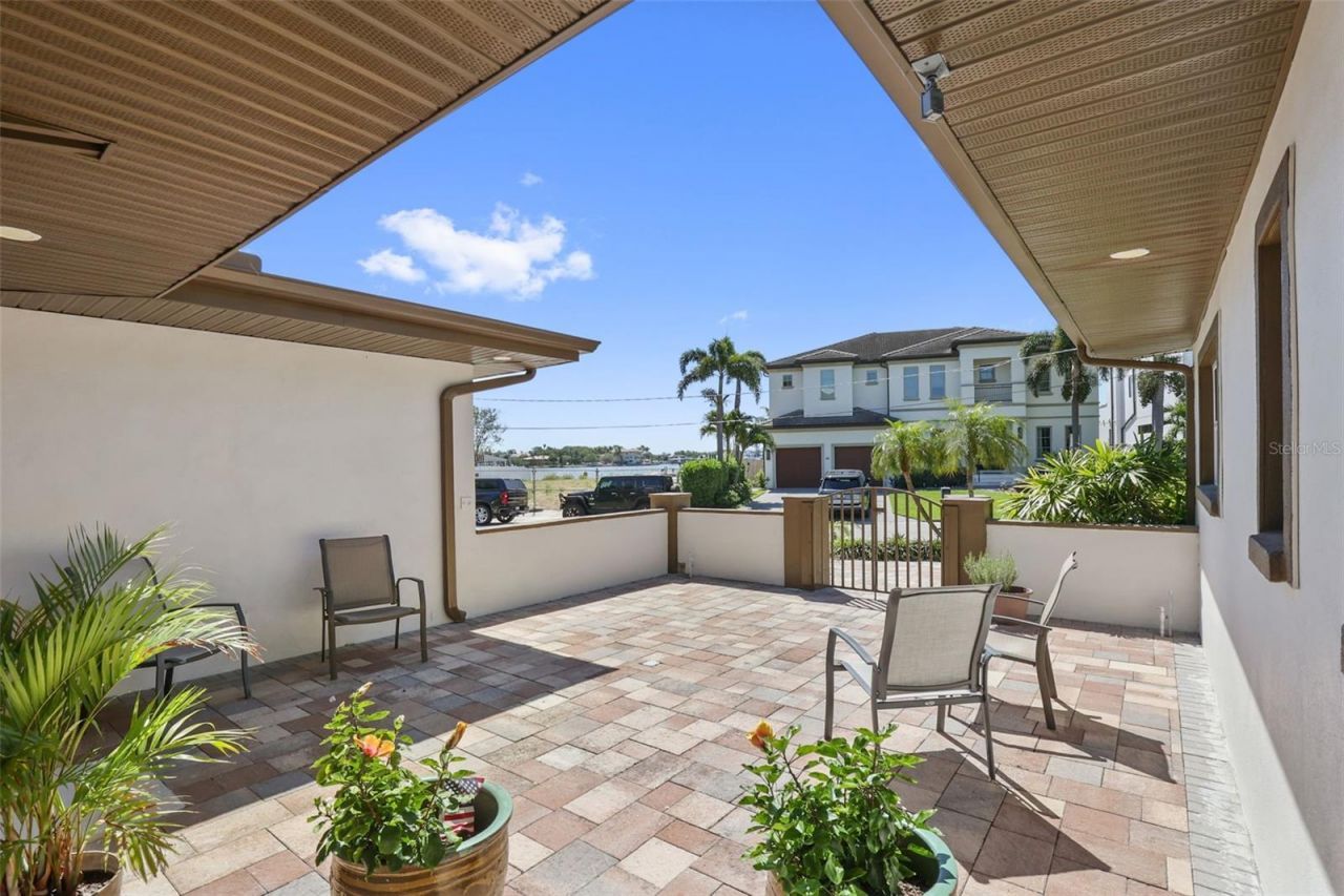 25 Sandpiper Road, Tampa, FL 33609 Photo