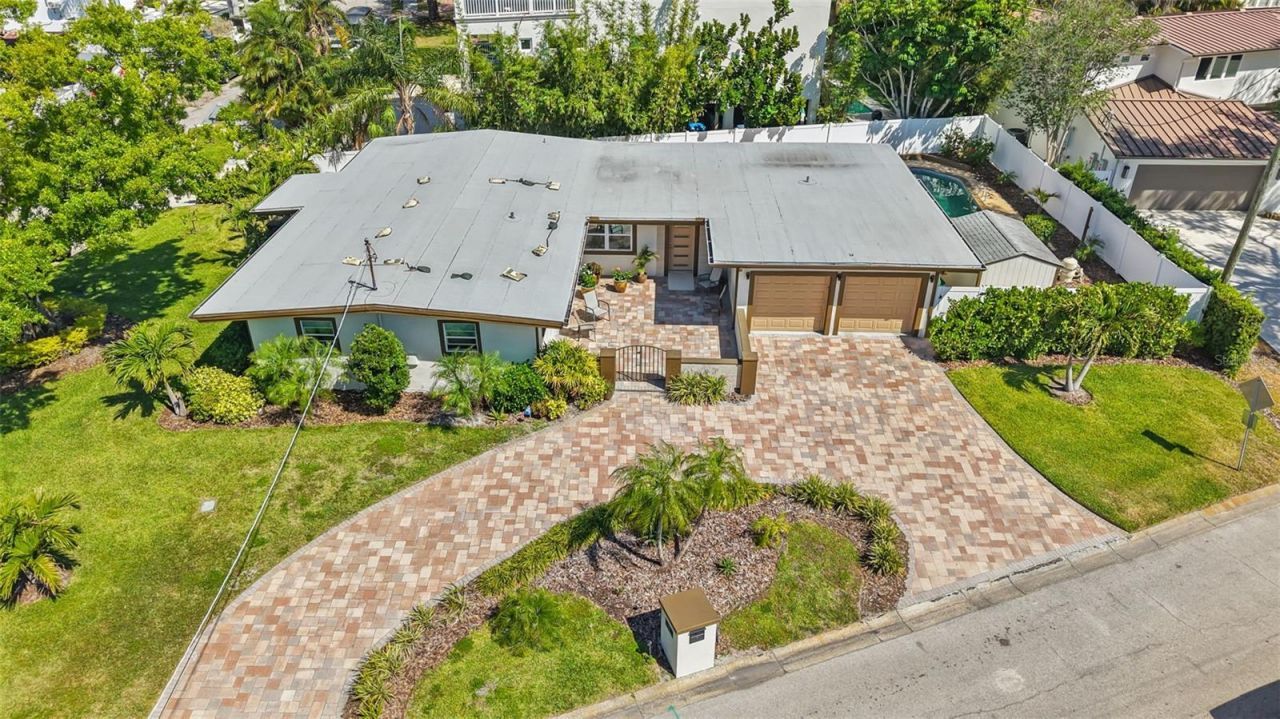 25 Sandpiper Road, Tampa, FL 33609 Photo