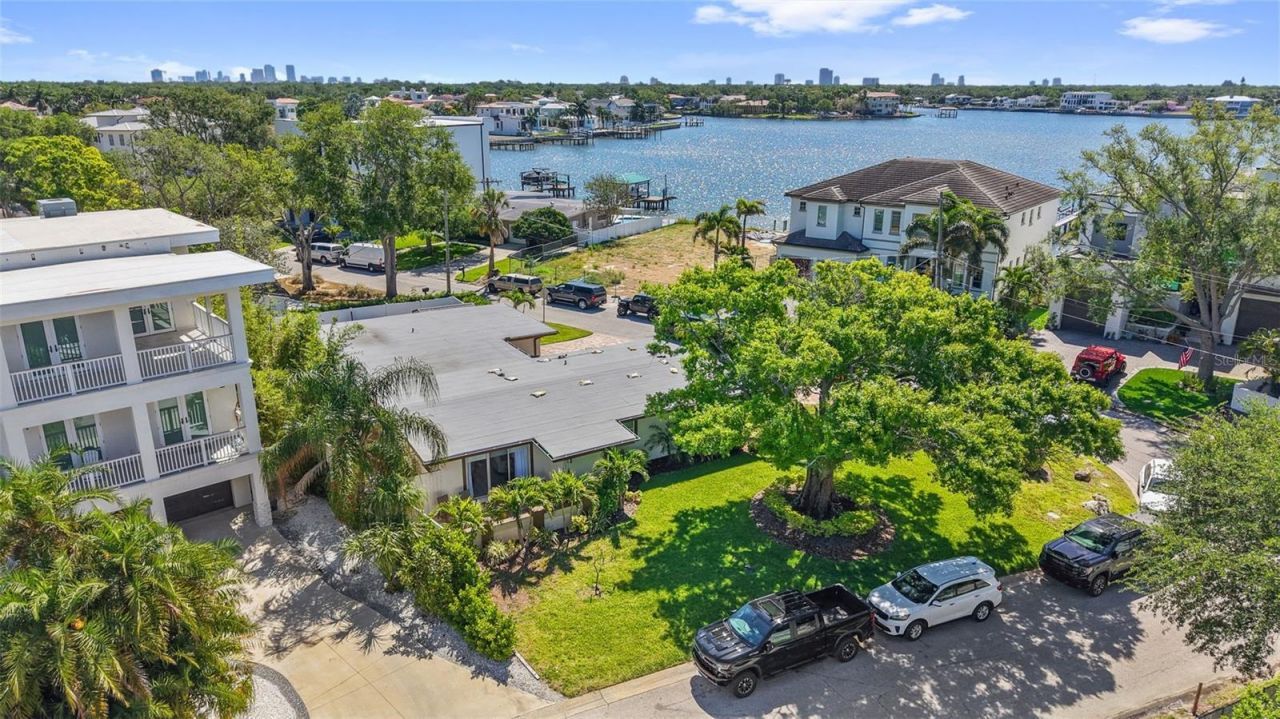 25 Sandpiper Road, Tampa, FL 33609 Photo