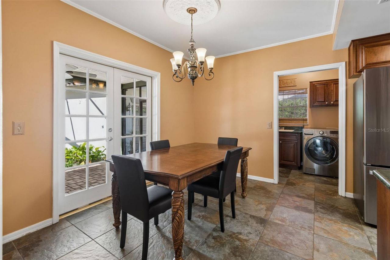 2522 Cozumel Drive, Tampa, FL 33618 Photo