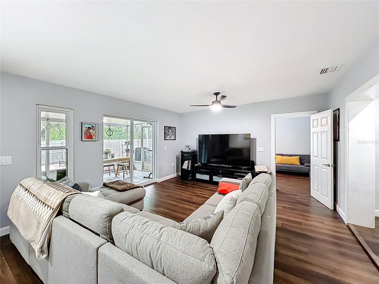 1092 W Riviera Boulevard , Oviedo, FL 32765 Photo