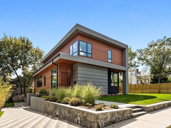 90 Auburndale Ave, Unit A, Newton, MA 02465