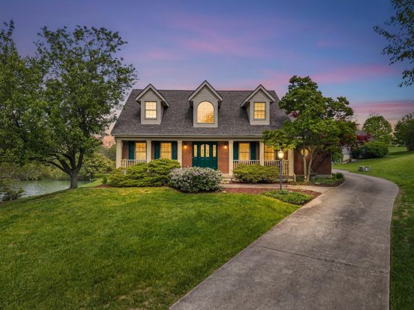 758 Lakewood Drive, Taylor Mill, KY 41015