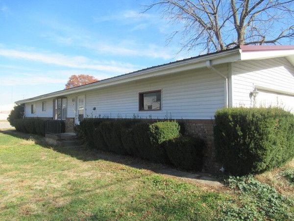 106 W Lincoln Avenue, Ogden, IL 61859