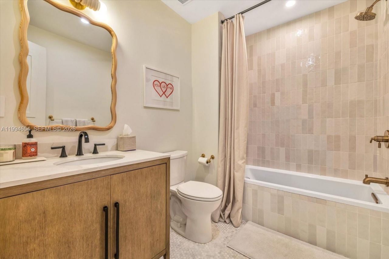 5943 SW 65th Ave, South Miami, FL 33143 Photo