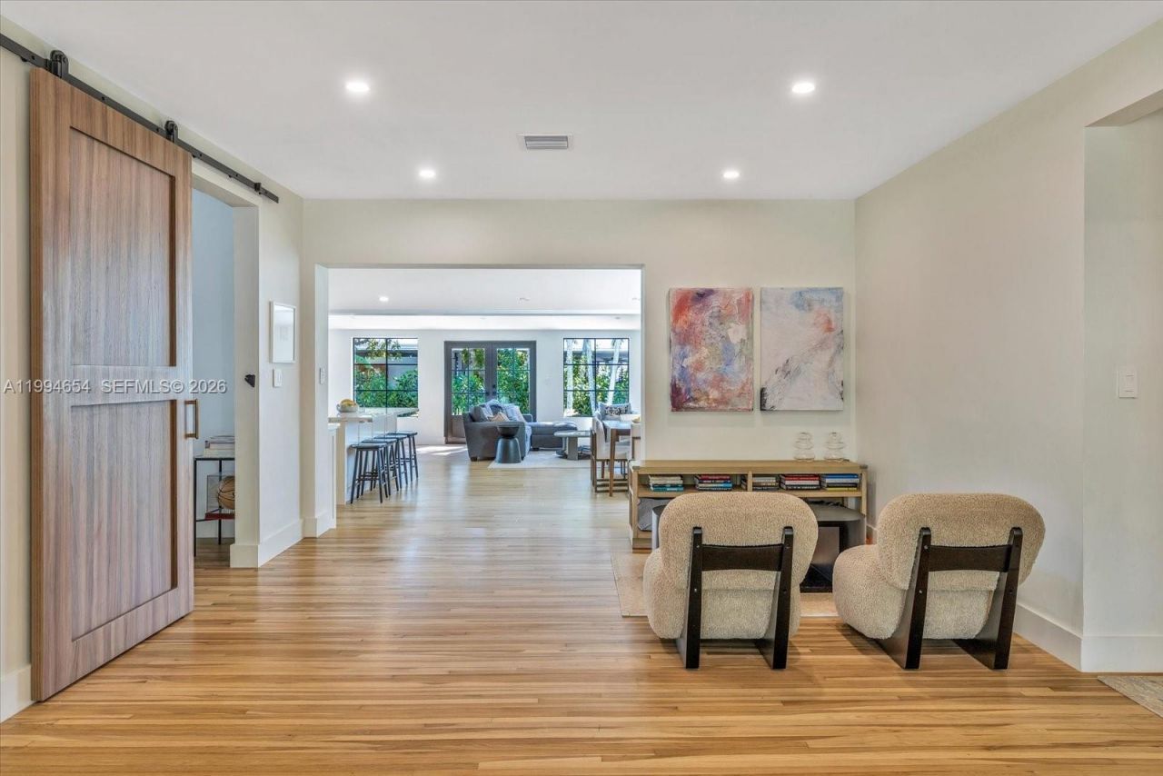5943 SW 65th Ave, South Miami, FL 33143 Photo
