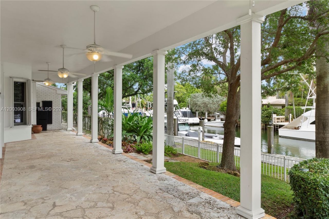 700 Coral Way, Fort Lauderdale, FL 33301 Photo