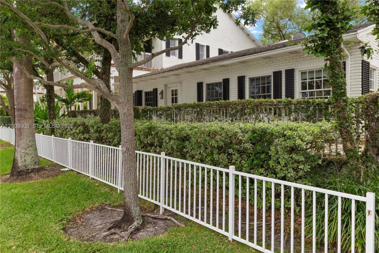 700 Coral Way, Fort Lauderdale, FL 33301 Photo