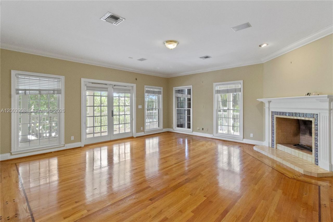 700 Coral Way, Fort Lauderdale, FL 33301 Photo