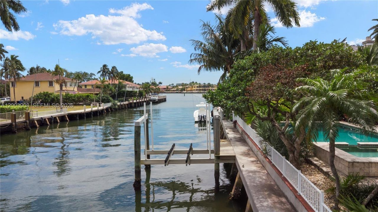 700 Coral Way, Fort Lauderdale, FL 33301 Photo
