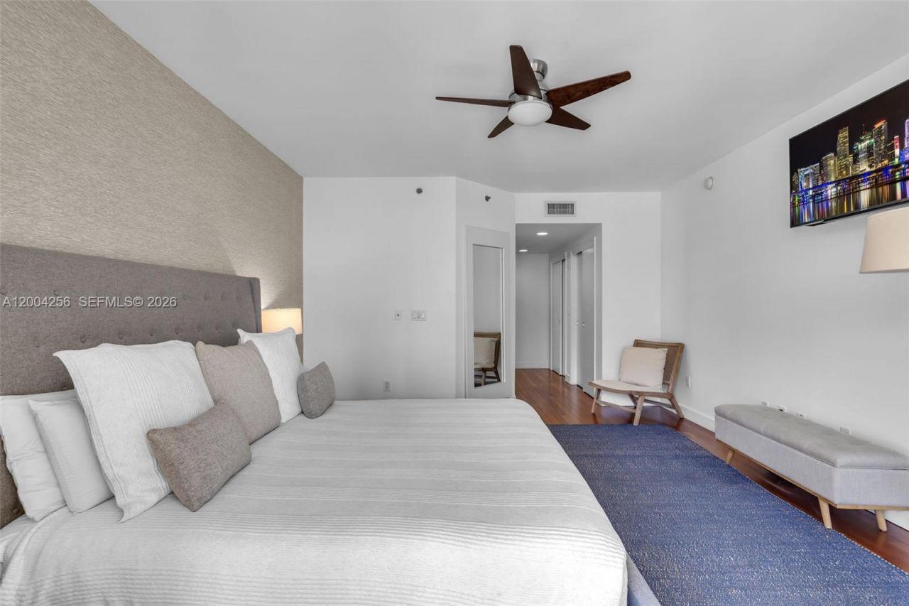 791 Crandon Blvd, Unit 302, Key Biscayne, FL 33149 Photo