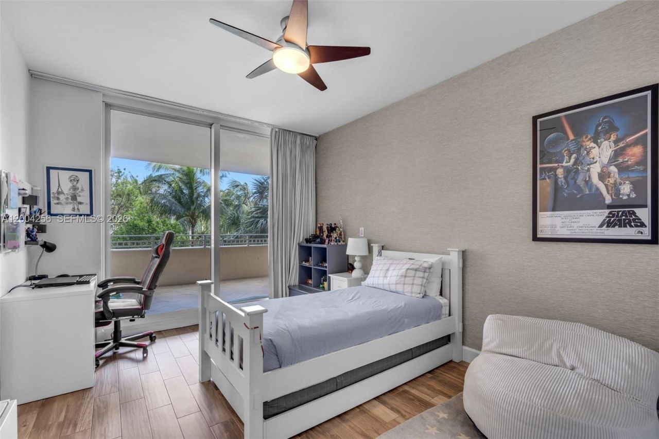 791 Crandon Blvd, Unit 302, Key Biscayne, FL 33149 Photo