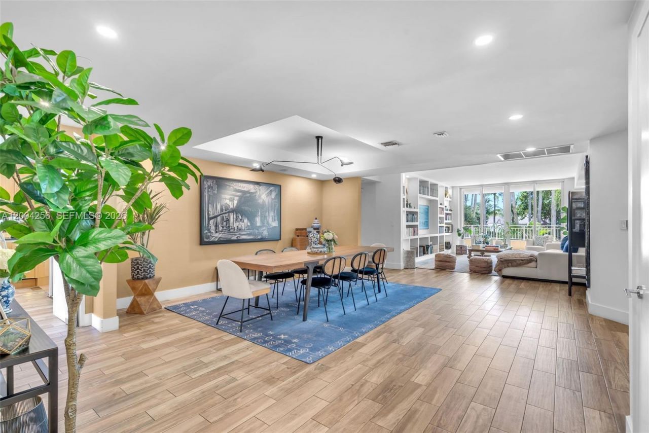 791 Crandon Blvd, Unit 302, Key Biscayne, FL 33149 Photo