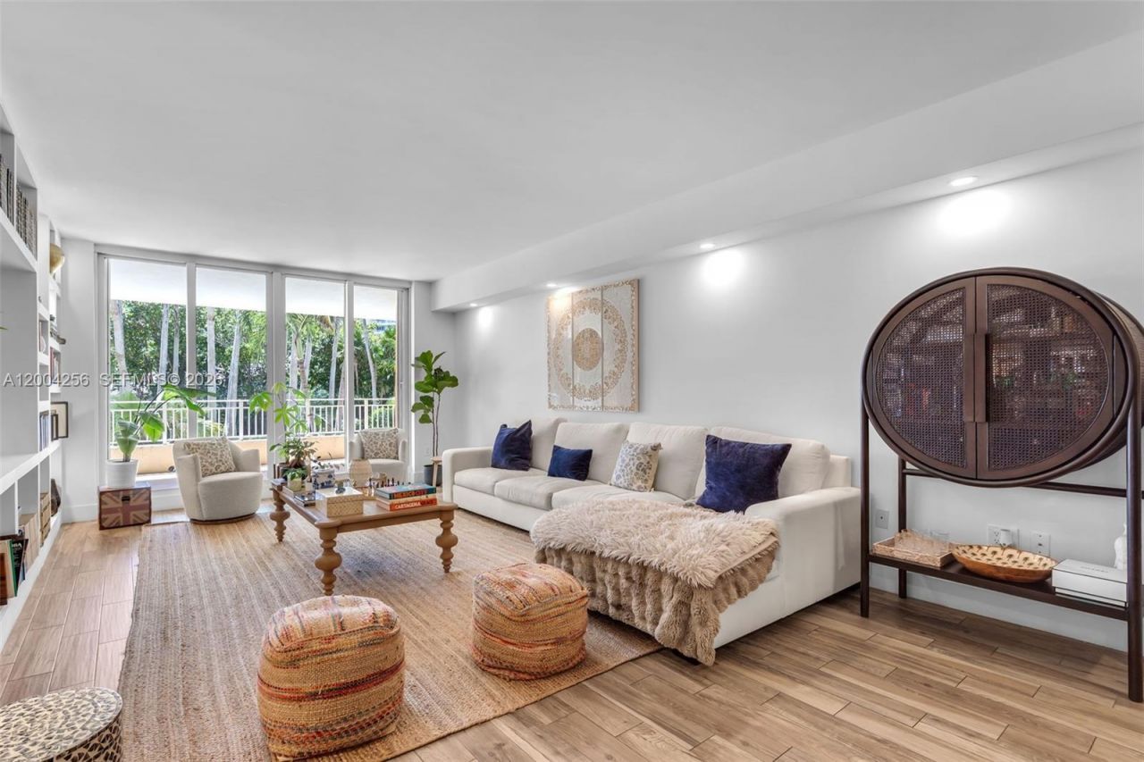 791 Crandon Blvd, Unit 302, Key Biscayne, FL 33149 Photo