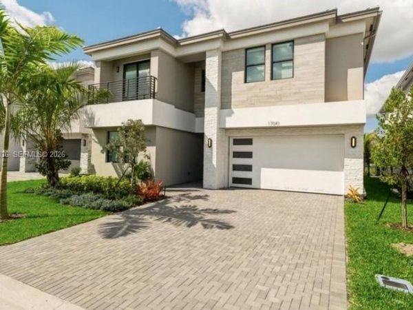 17041 Teton River Rd , Boca Raton, FL 33496
