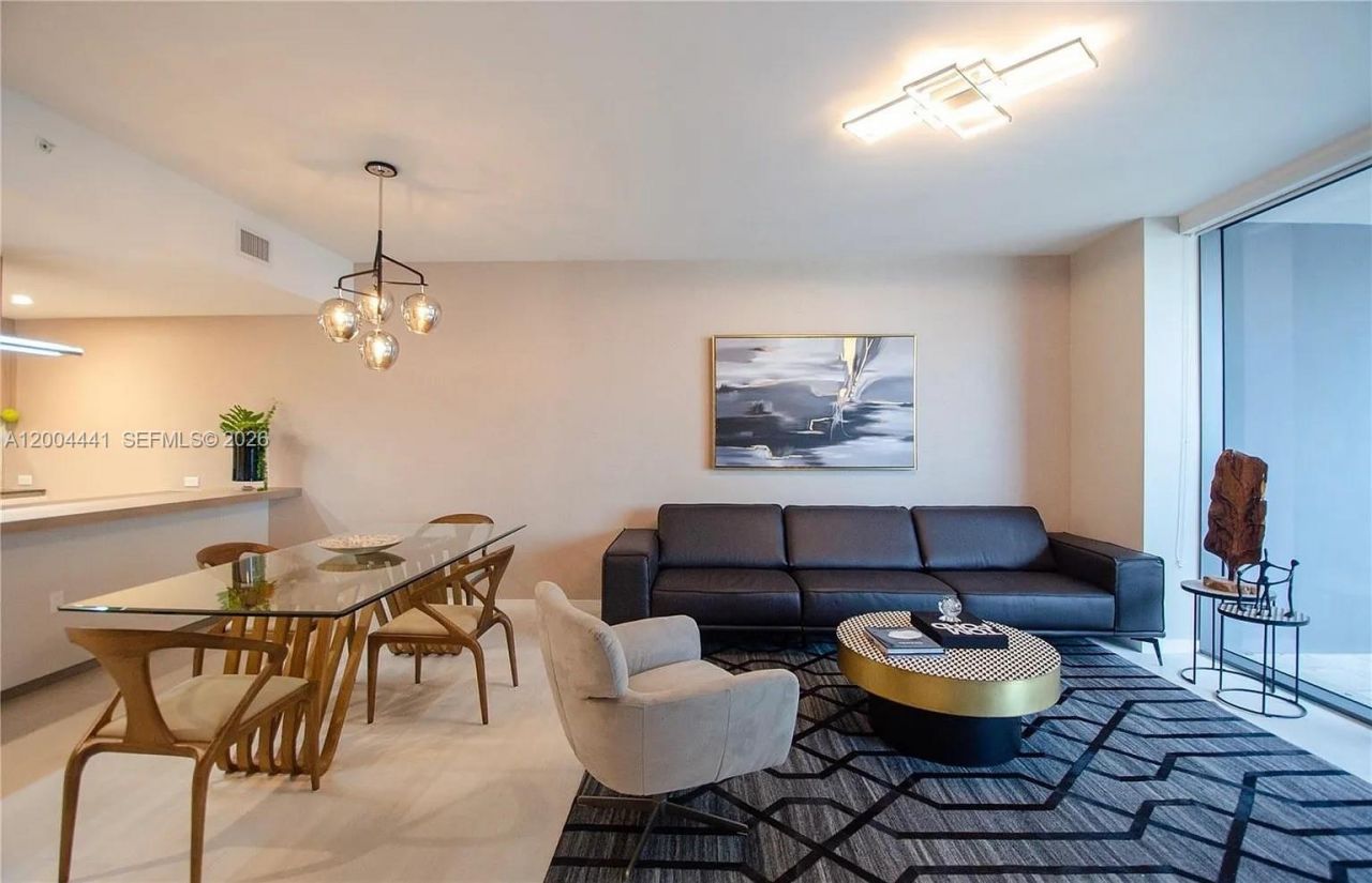 1000 Brickell Plz, Unit 4207, Miami, FL 33131 Photo