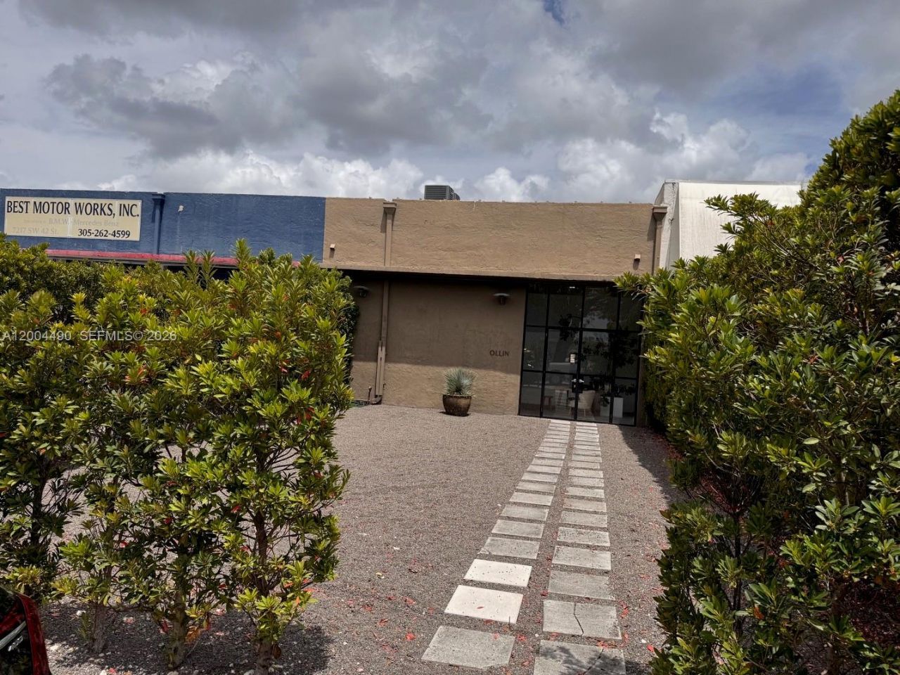 7217 SW 42nd St , Miami, FL 33155 Photo