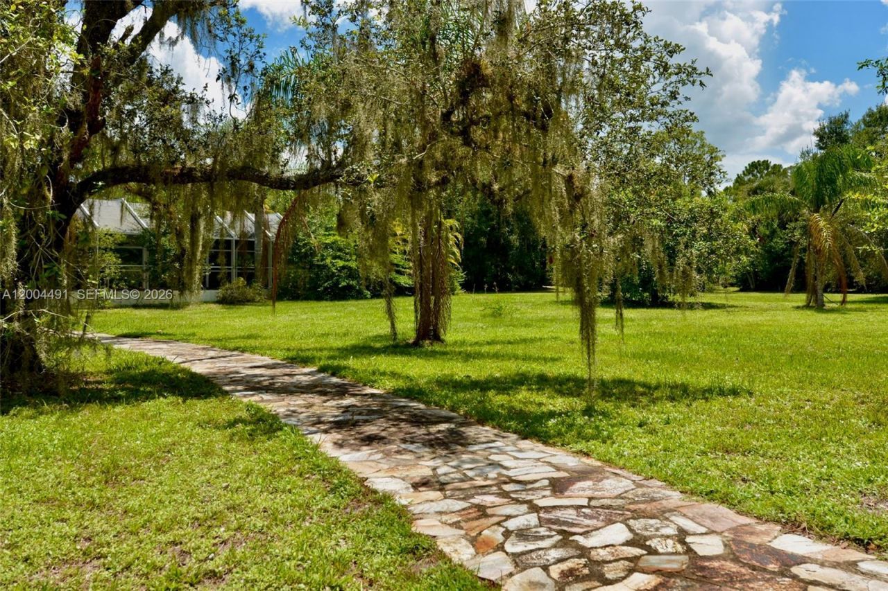 18220 Elmwood, Alva, FL 33920 Photo
