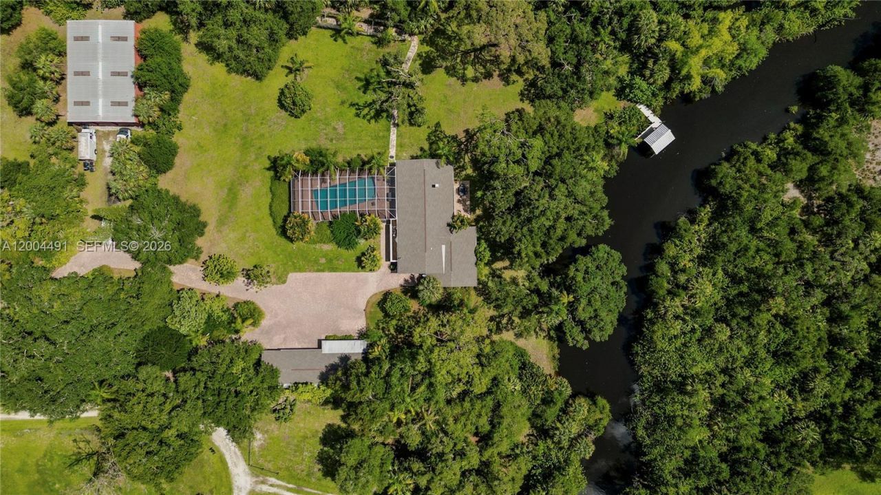 18220 Elmwood, Alva, FL 33920 Photo