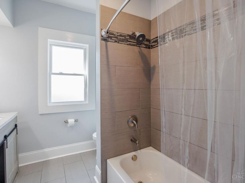 2431 Robertson Avenue, Norwood, OH 45212 Photo 26