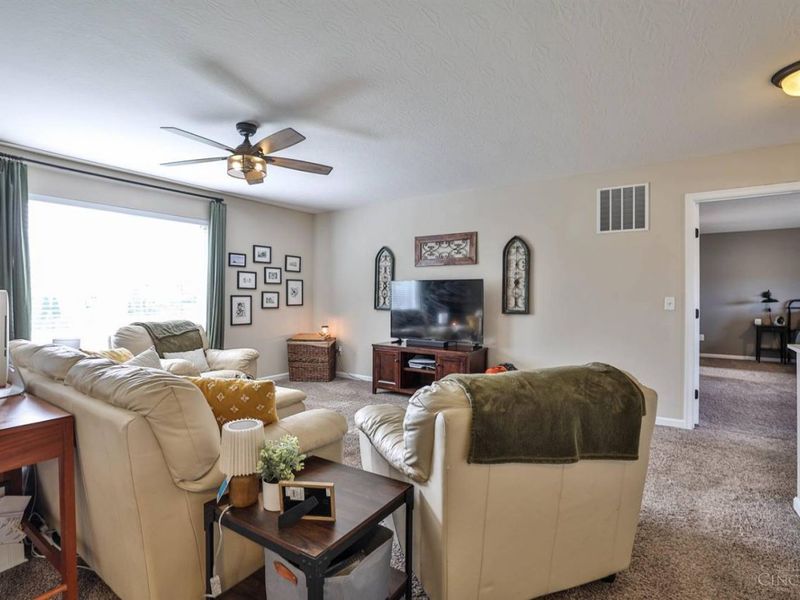 4187 Pheasant Ridge Court, Batavia, OH 45103 Photo 12