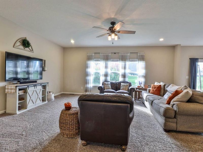 4187 Pheasant Ridge Court, Batavia, OH 45103 Photo 8