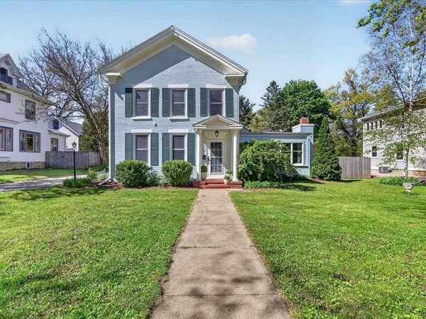 250 W Main Street, Evansville, WI 53536